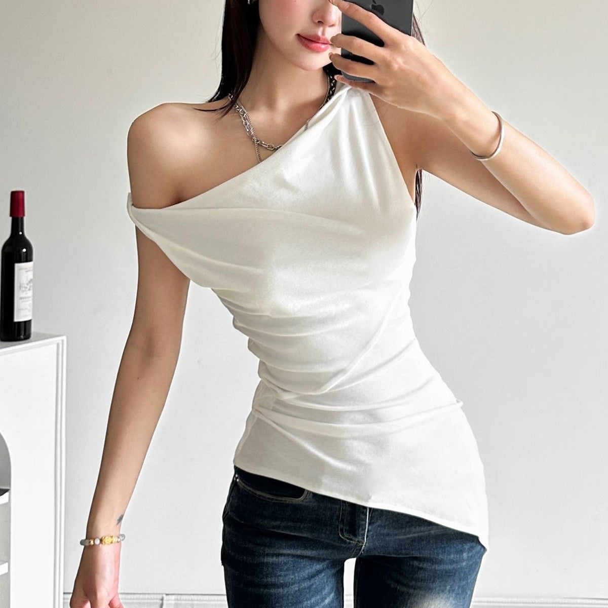 White Versatile Thin-Strap Collarbone T‑Shirt | Blanqor