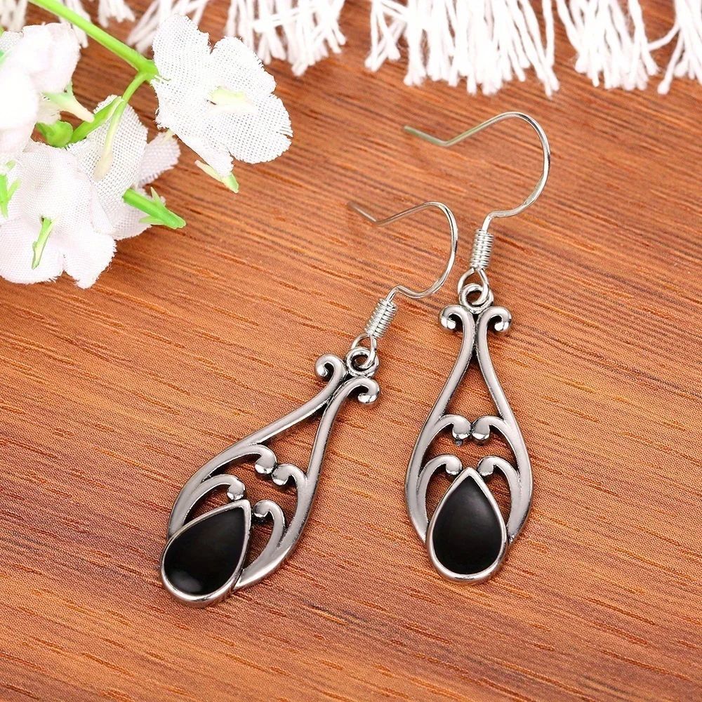 English Letter Dangle / European‑American Style | Blanqor
