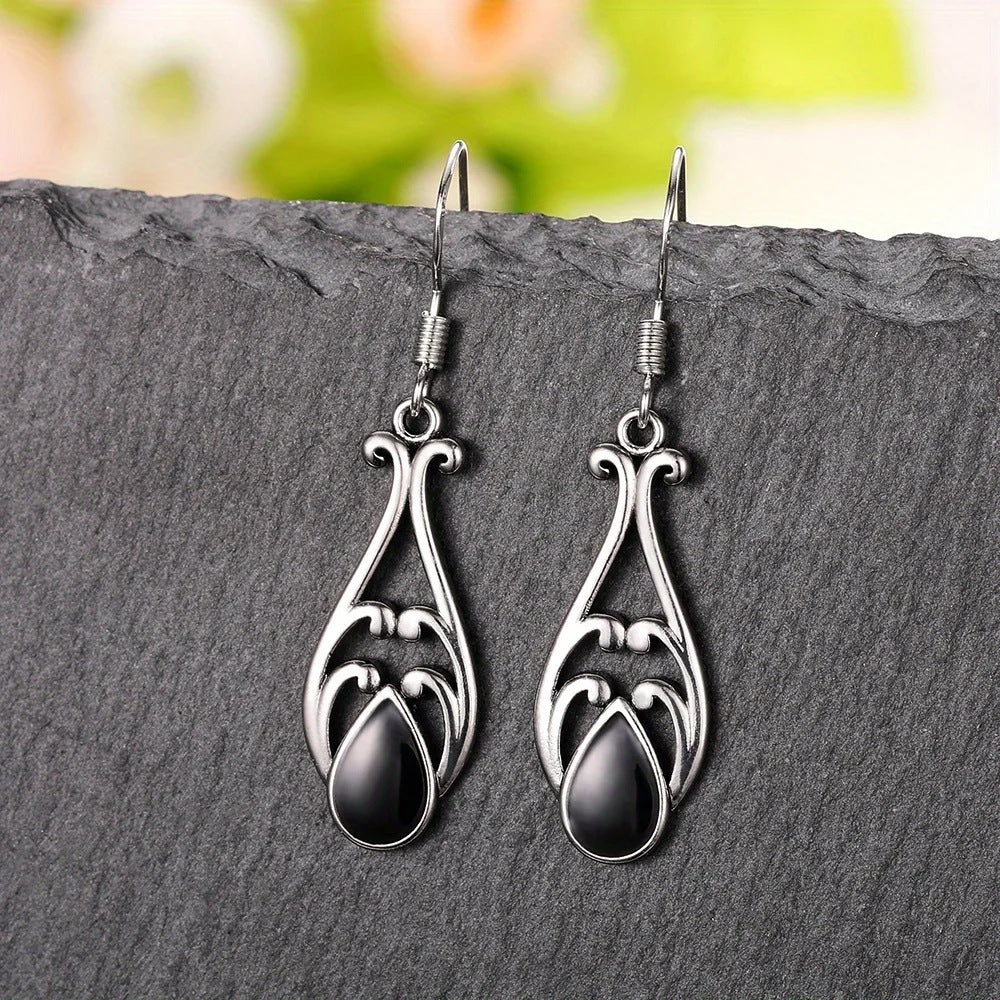 English Letter Dangle / European‑American Style | Blanqor