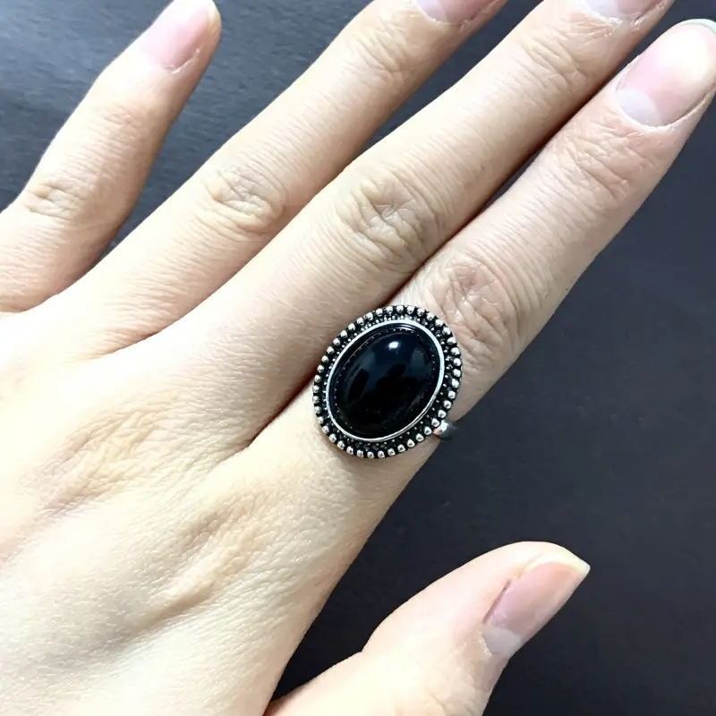 Geometric Minimalism / Creative Statement | Blanqor